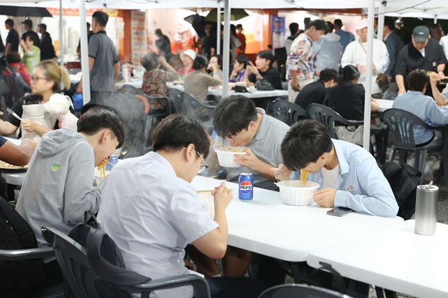 ▲ 원주라면축제 장면. ⓒ원주시