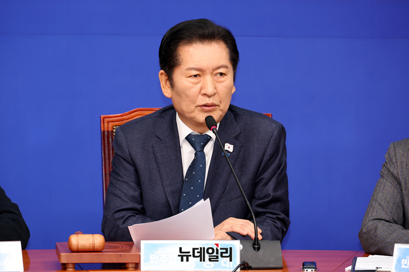 ▲ 정청래 더불어민주당 대표가 2일 오전 국회에서 열린 최고위원회의에서 모두발언을 하고 있다. ⓒ이종현 기자