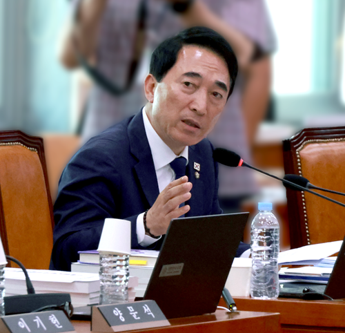 ▲ 박수현 국회의원이 지난해 국정감사에서 질의 모습.ⓒ박수현 의원