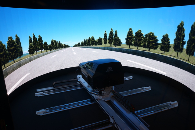 ▲ 넥센타이어 High Dynamic Driving Simulator. ⓒ넥센타이어