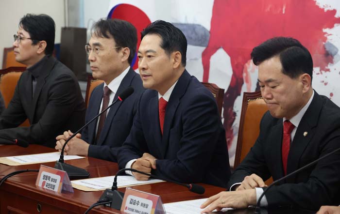 ▲ 장동혁 국민의힘 대표가 지난 5일 서울 여의도 국회에서 열린 야당탄압가짜뉴스감시특위 제1차 전체회의에서 발언을 하고 있다. ⓒ뉴시스