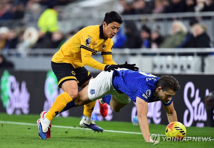 ▲ 울버햄튼 황희찬이 부상 우려를 씻고 선발 출전했고, 팀은 에버턴과 1-1로 비겼다.ⓒ연합뉴스 제공