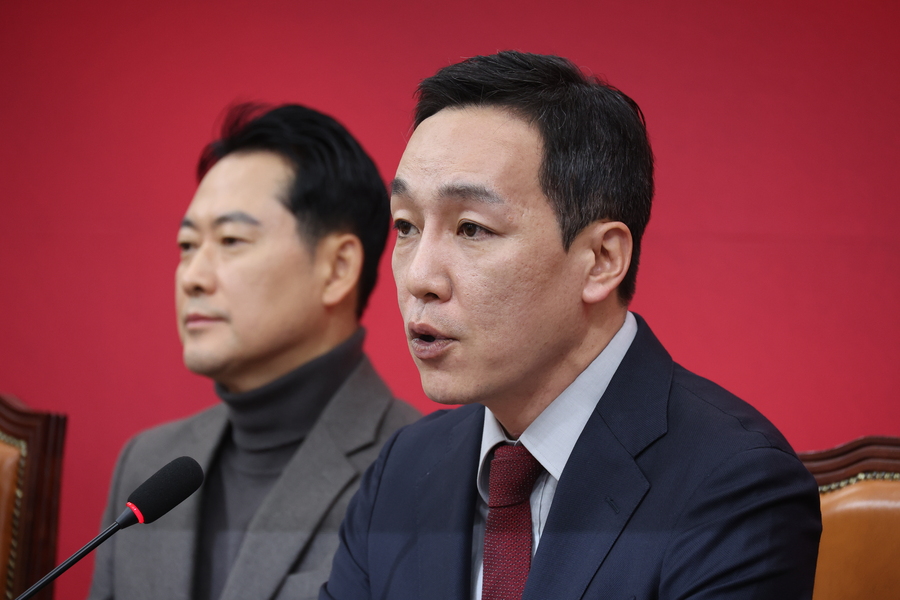 ▲ 김민수 국민의힘 최고위원이 8일 오전 서울 여의도 국회에서 열린 최고위원회의에서 발언을 하고 있다. ⓒ뉴시스