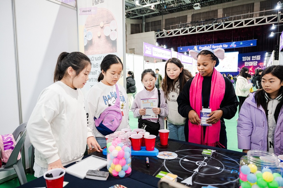 ▲ 경북교육청(교육감 임종식)은 2026년 3월 신학기를 맞아 학생들의 외국어 의사소통 능력을 높이고, 이주배경학생이 많은 학교에 대한 지원을 강화하기 위해 원어민 보조교사 운영을 확대한다.ⓒ경북교육청