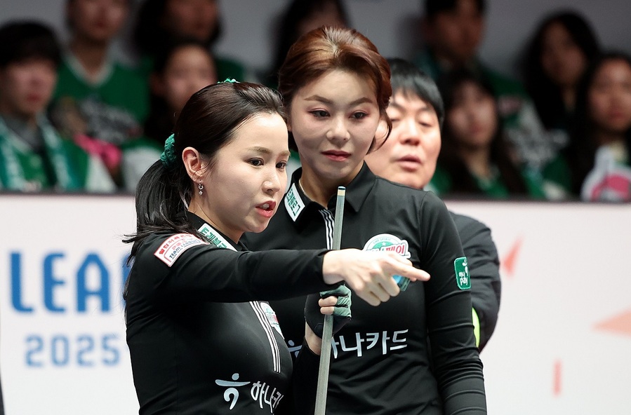 ▲ PBA 팀리그 정규리그가 막바지로 향하는 가운데 1위 자리를 두고 경쟁 중인 SK렌터카와 하나카드가 나란히 패배했다.ⓒPBA 제공