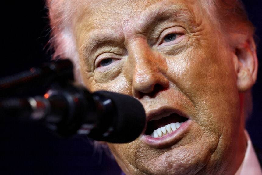 ▲ 지난 6일(현지시각) 미국 워싱턴디시 케네디센터에서 열린 공화당 하원 연례 정책회의에서 도널드 트럼프 미국 대통령이 연설하고 있다. ⓒ로이터 연합뉴스