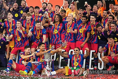 ▲ 바르셀로나가 슈퍼컵 결승에서 레알 마드리드를 꺾고 우승을 차지했다.ⓒ연합뉴스 제공