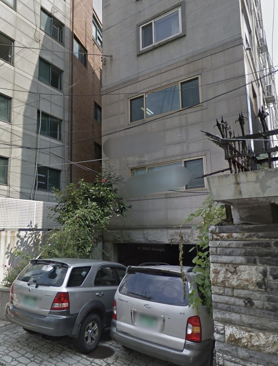 ▲ 이혜훈 기획예산처 장관 후보자가 2024년 총선을 앞두고 전입 신고한 한 건물. 이 후보자는 별도 호실이 아닌 이 건물 전체를 주소로 전입 신고를 했다가 선거에 낙선하고 한달여 만에 다시 본래 살던 서초구 아파트로 재전입했다. ⓒ구글