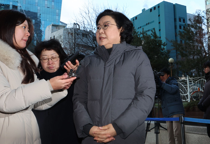 '현금 부자' 로또 청약 비판하던 이혜훈 … 래미안 원펜타스 분양권 전액 ...
