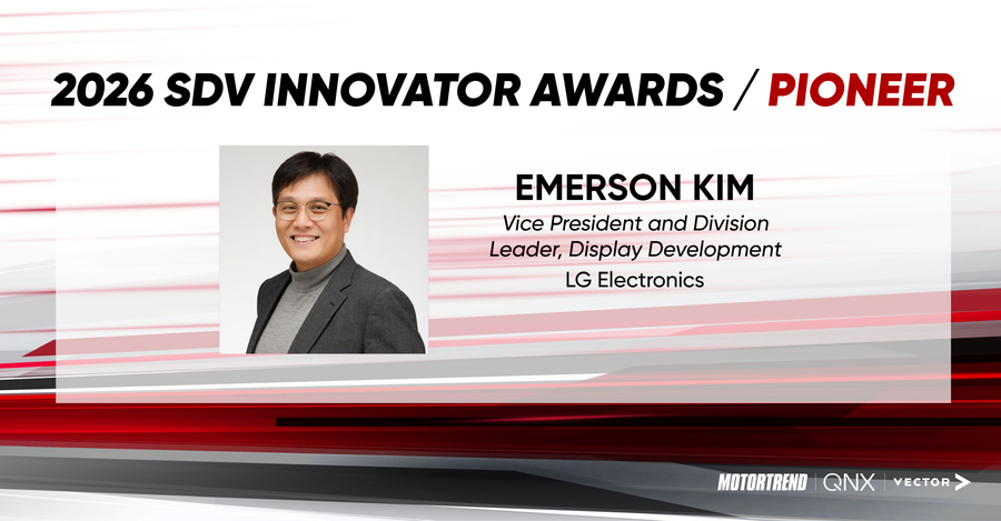▲ 차량용 디스플레이를 단순 표시 장치에서 SDV 핵심인 지능형 인터페이스로 발전시킨 점을 높이 평가받아 ‘선구자(Pioneer)’ 부문을 수상한 VS사업본부 디스플레이개발리더 김경락 상무.ⓒLG전자