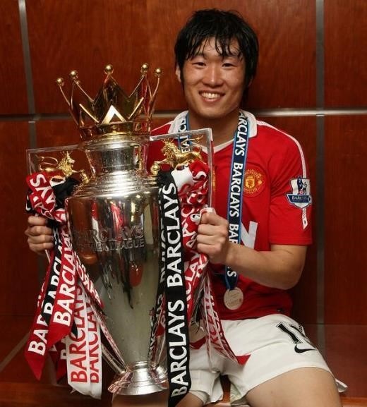 ▲ 맨체스터 유나이티드에서 활약한 박지성이 EPL 역대 최고의 미드필더 22위에 이름을 올렸다.ⓒ맨체스터 유나이티드 제공
