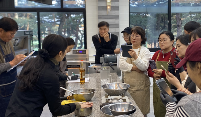 ▲ 초콜릿 파운데이션 과정. ⓒ강원도립대학교