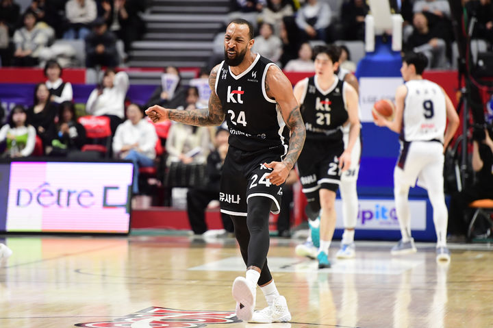 ▲ '에이스' 허웅이 빠진 KCC가 kt에 완패를 당했다.ⓒKBL 제공