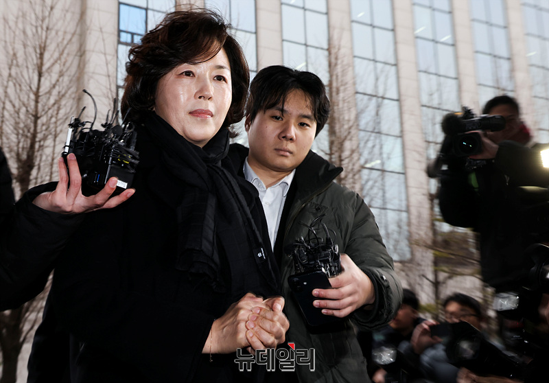 ▲ 김경 서울시의원이 15일 2차 조사를 위해 서울경찰청 광역수사단에 출석하고 있다. ⓒ서성진 기자