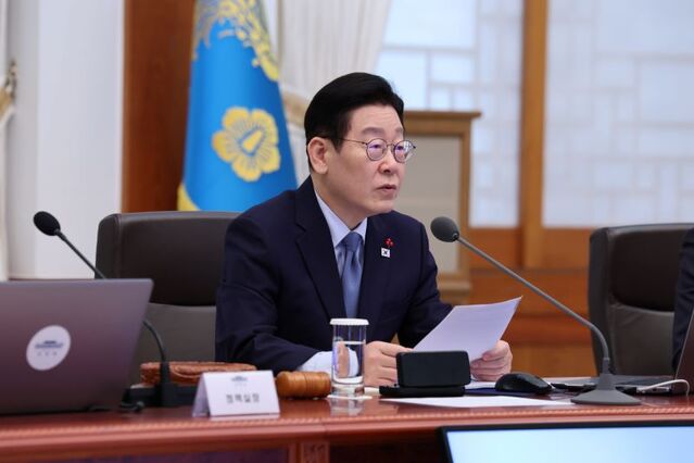 ▲ 이재명 대통령이 15일 청와대에서 열린 수석보좌관회의에서 발언하고 있다. ⓒ뉴시스