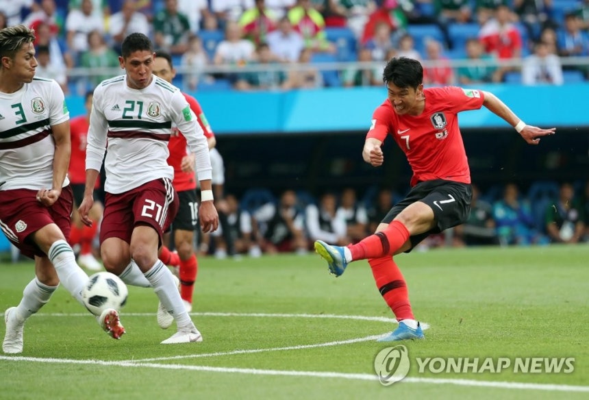 ▲ 지난 2018 러시아 월드컵 조별리그에서 격돌한 한국과 멕시코.ⓒ연합뉴스 제공