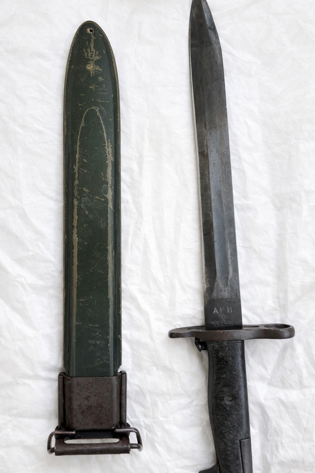 ▲ 오산시가 수증한 한국전쟁 당시 미군 M1 대검ⓒ오산시 제공