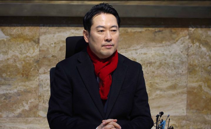 ▲ 장동혁 국민의힘 대표가 15일 오후 서울 여의도 국회 로텐더홀에서 '민주당의 공천 뇌물·통일교 게이트 특검 수용'을 촉구하며 단식농성을 하고 있다. ⓒ뉴시스