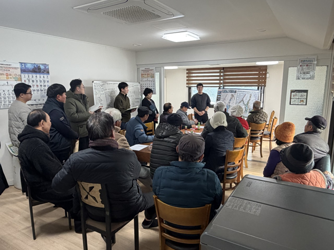 ▲ 춘천시가 상중도 도시생태축 복원사업 추진에 앞서 주민 의견을 듣는 설명회를 열었다. ⓒ춘천시