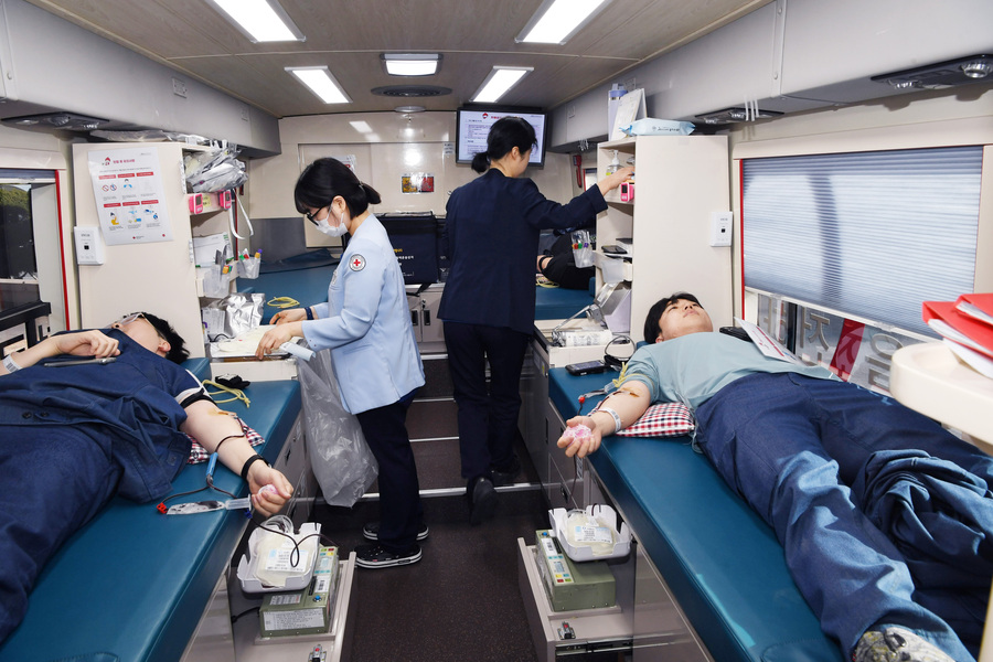 ▲ 헌혈 캠페인에 참여한 S-OIL 임직원ⓒ에쓰오일