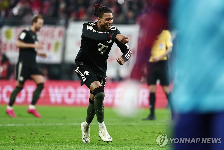 ▲ 올리세가 1골 3도움을 폭발한 바이에른 뮌헨이 5-1 역전승을 일궈냈다.ⓒ연합뉴스 제공