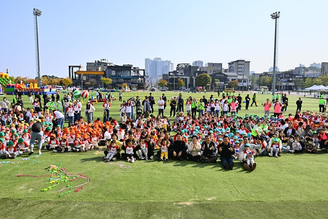 ▲ 지난해 10월에 열린 제17회 속초시 어린이집 새싹축제 당시 모습. ⓒ속초시