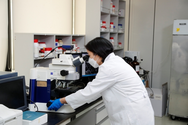 ▲ hy가 특허 유산균을 통해 프로바이오틱스 기업으로서의 입지 굳히기에 나서고 있다. ⓒhy