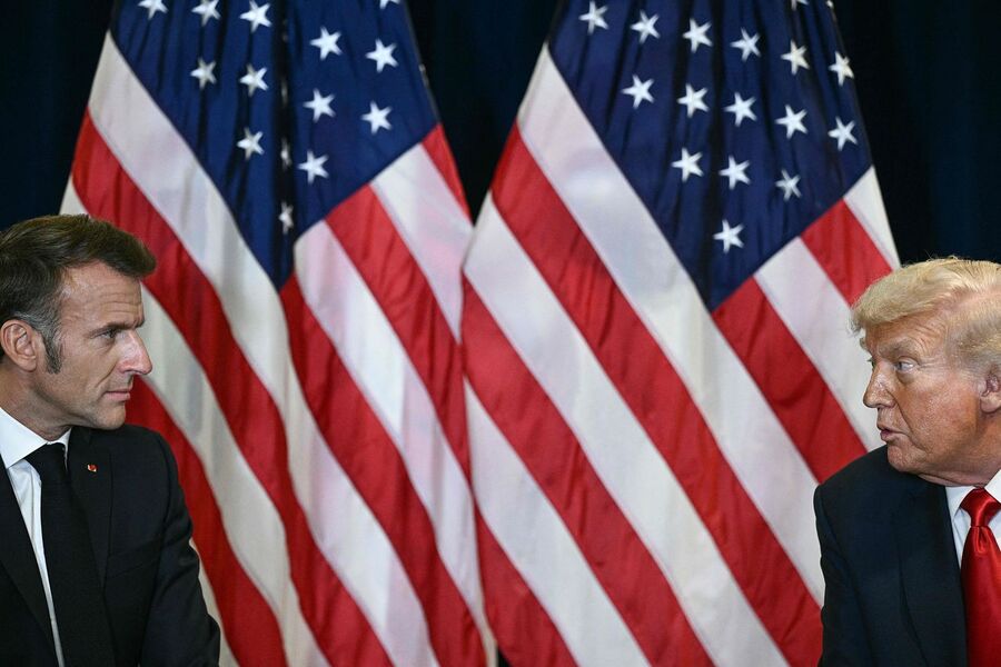 ▲ 도널드 트럼프 미국 대통령이 그린란드 문제와 관련해 관세 부과를 압박하자 마크롱(왼쪽) 프랑스 대통령이 