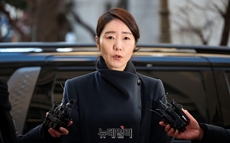 [포토] 경찰 출석한 강선우 '성실히 조사 임하겠다'