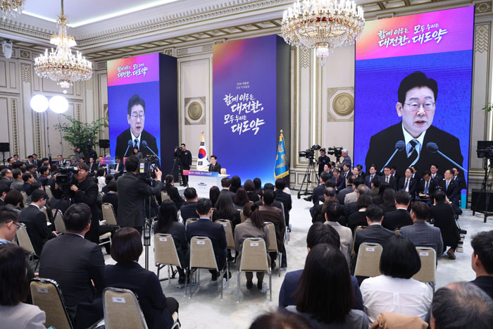 ▲ 이재명 대통령이 21일 청와대 영빈관에서 열린 2026년 신년 기자회견에서 발언하고 있다. ⓒ뉴시스