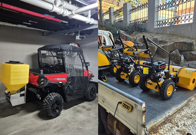 ▲ 군포시가 새로 도입한 소형제설차량(왼쪽)과 주행형 제설기. ⓒ군포시 제공