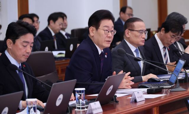 ▲ 이재명 대통령이 22일 청와대에서 열린 수석보좌관회의에서 발언하고 있다. ⓒ뉴시스