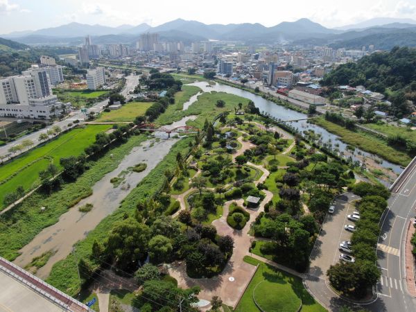 ▲ 도심 속 녹색 휴식 공간 모습.청양군