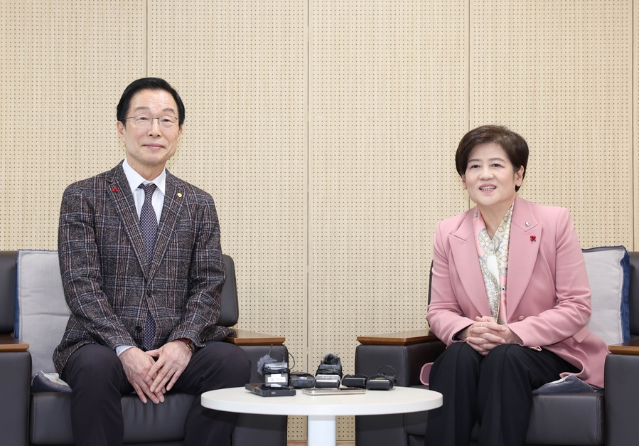 ▲ 양 교육감은 국가 차원의 전폭적인 지원 없이는 교육통합의 실효성을 거두기 어렵다는 점에 공감하며 세 가지 핵심 요구사항을 정리했다.ⓒ대구시교육청