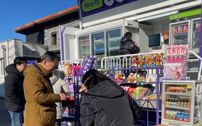 ▲ 시니어 이동형 편의점 모습.ⓒ공주시