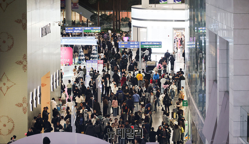 아시아나 이전으로 달라진 인천공항 T2 ... 입국심사·보안검색 늦어지고... - 뉴스 썸네일 이미지