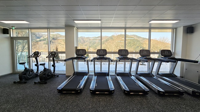 ▲ 상오안 농공단지 복합문화센터 내부 체력 단련실 모습. ⓒ홍천군