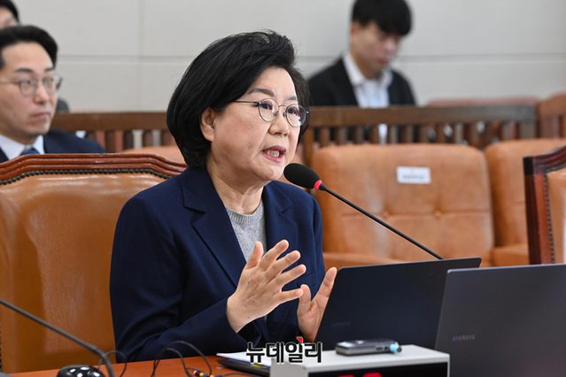 ▲ 이혜훈 기획예산처 장관 후보자가 23일 오전 국회 재정경제기획위원회에서 열린 인사청문회에서 발언을 하고 있다. (사진=국회사진기자단) ⓒ이종현 기자