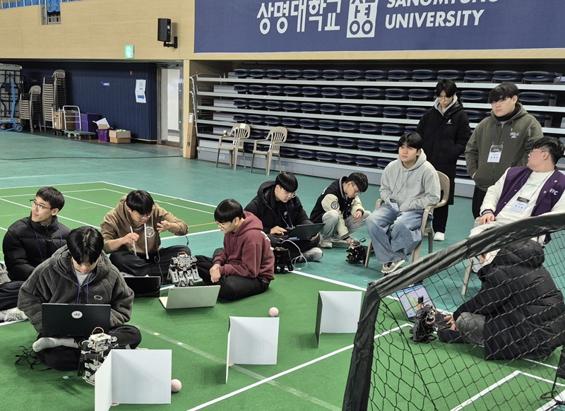 ▲ 제2회 인공지능(AI) 로봇 스포츠 한마당' 행사 모습.ⓒ충남교육청