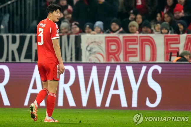 ▲ 김민재가 선발 출전했지만, 바이에른 뮌헨은 아우크스부르크에 패배했다.ⓒ연합뉴스 제공