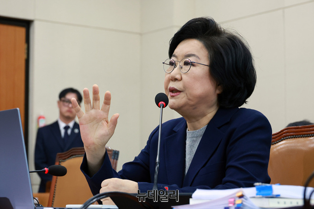 ▲ 이혜훈 기획예산처 장관 후보자가 23일 오전 국회 재정경제기획위원회에서 열린 인사청문회에서 발언을 하고 있다. (사진=국회사진기자단) ⓒ이종현 기자