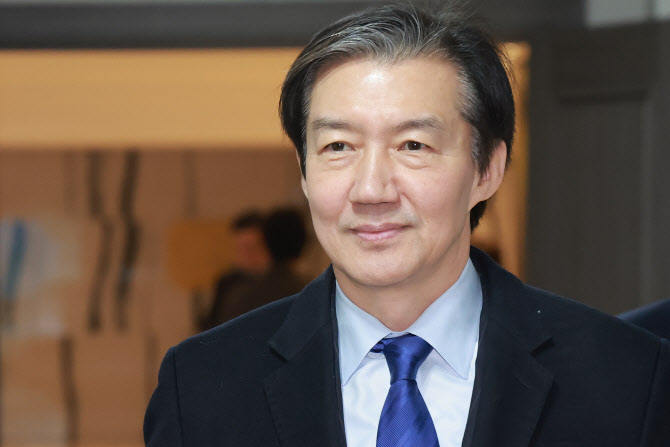 ▲ 조국혁신당 조국 대표가 26일 서울 여의도 중소기업중앙회에서 열린 당무위원회의에 참석하고 있다. ⓒ연합뉴스