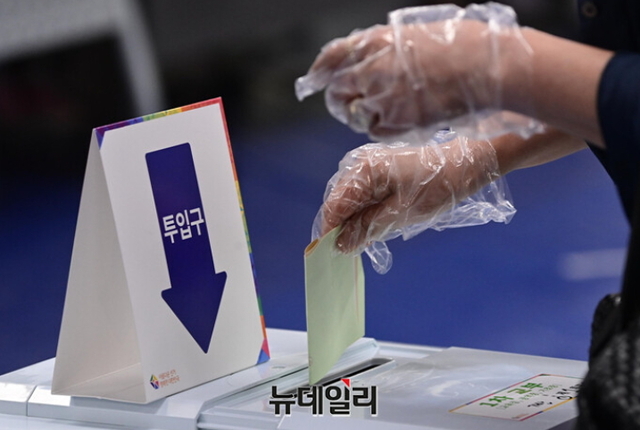 당진 '민주·국힘 경합', 포항 국힘선 '네 후보 각축' 김천선 現 시장 우세