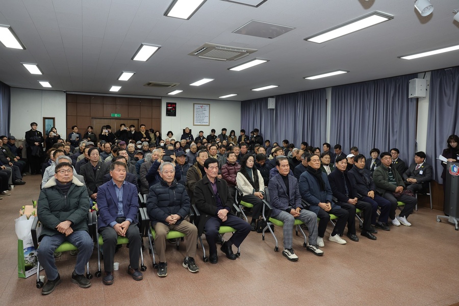 ▲ 청도군(군수 김하수)은 2026년 병오년 새해를 맞아 지난 1월 19일부터 23일까지 군정 성과를 공유하고 향후 군정 운영 방향을 설명하기 위한 ‘2026년도 읍면정 보고회’를 개최했다(각남면정보고회).ⓒ청도군