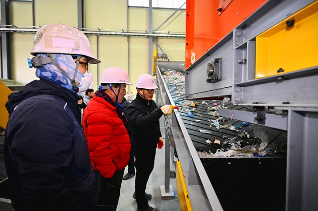 ▲ 이병선 속초시장은 28일 임시가동 중인 해당시설을 방문해 현장을 점검했다. ⓒ속초시