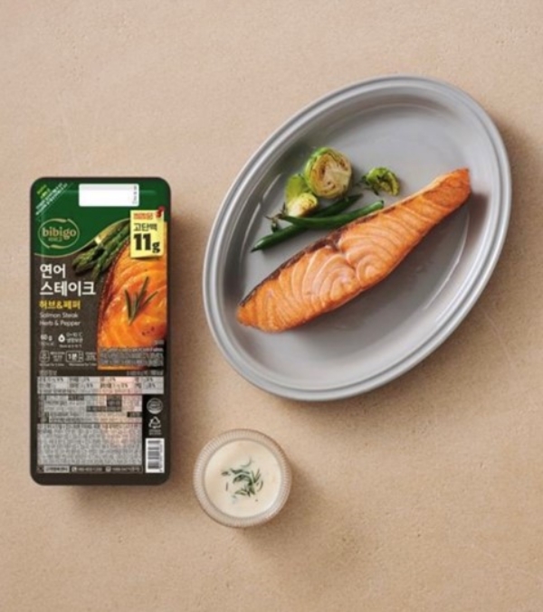 ▲ 비비고 연어 스테이크 제품 이미지ⓒCJ제일제당