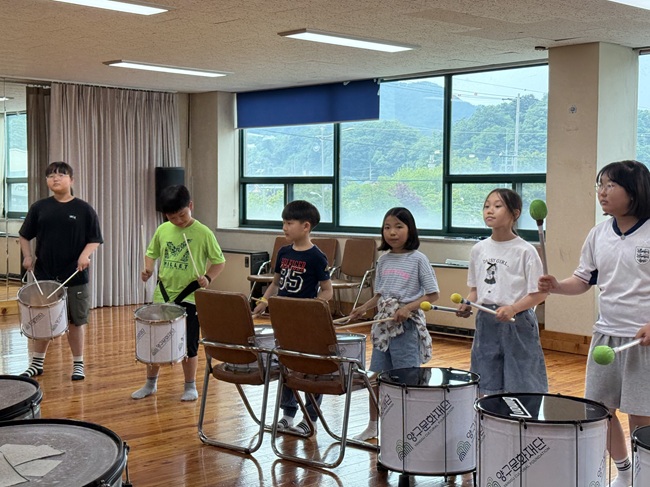 ▲ 어린이 타익기 앙상블 연습 모습. ⓒ양구문화재단