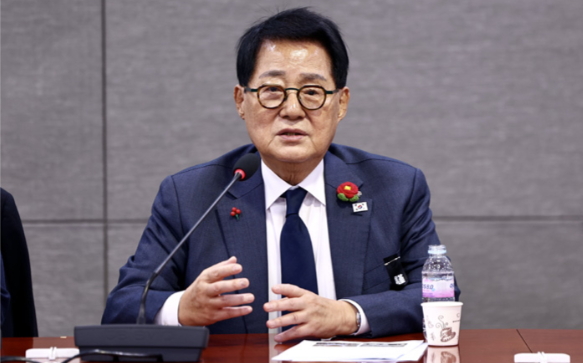 [단독] 박지원, '부인 병원 의전' 논란 김병기 탈당 앞장서더니 '응급실 청탁' 논란