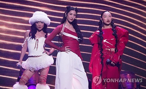 ▲ '골든'을 부른 레이 아미, 이재(EJAE), 오드리 누나. ⓒ연합뉴스