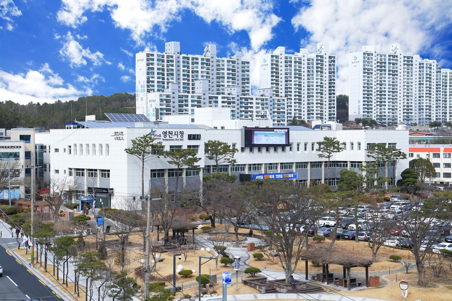 ▲ 영천시(시장 최기문)는 관광객에게 보다 쾌적하고 안전한 관광환경을 제공하고 지역 관광 경쟁력을 강화하기 위해 ‘2026년 관광서비스 시설환경 개선사업’ 신청을 오는 13일부터 접수한다.ⓒ영천시